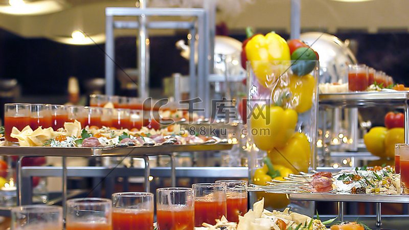 零食批发厂家，如何选择更靠谱？**